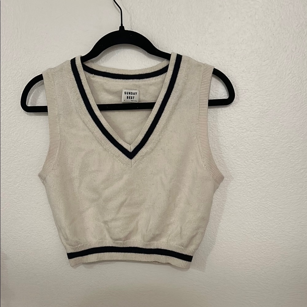 Sunday Best Beige V-Neck Crop Top